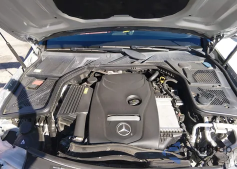 2015 Mercedes-Benz C 300 Sport from USA, damaged, VIN 55SWF4JB8FU095769